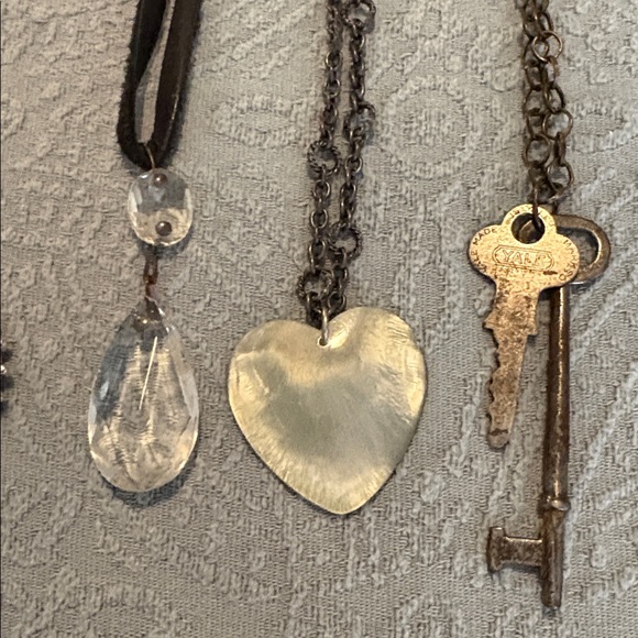 Necklace Collection - Picture 3 of 4